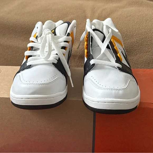 Nike Air Force II Low ‘White/Black-Pro Gold” 2004 m 8.5 Nike Air Force 1 Low  main image 4